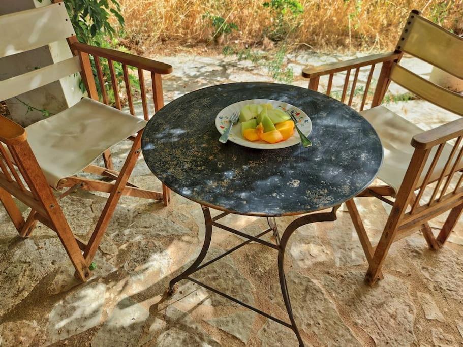 Στούντιο Σε Πέτρινο Σπίτι, Κοντά Σε Παραλία Apartamento Kyparissia Exterior foto