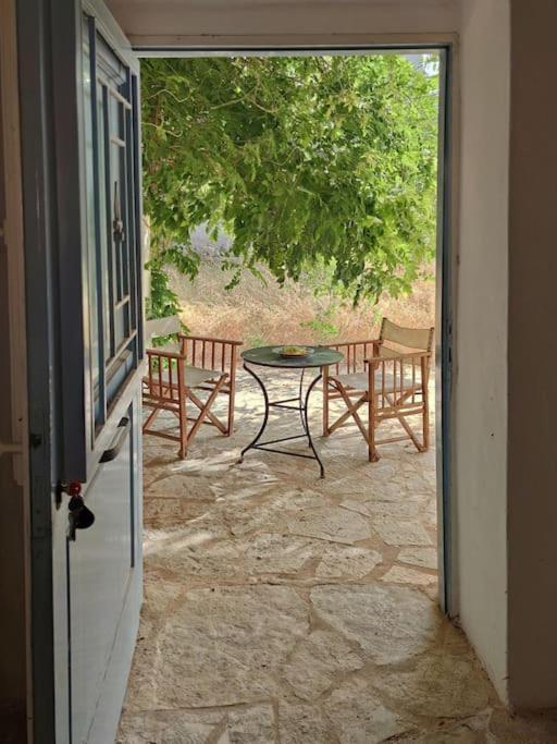 Στούντιο Σε Πέτρινο Σπίτι, Κοντά Σε Παραλία Apartamento Kyparissia Exterior foto